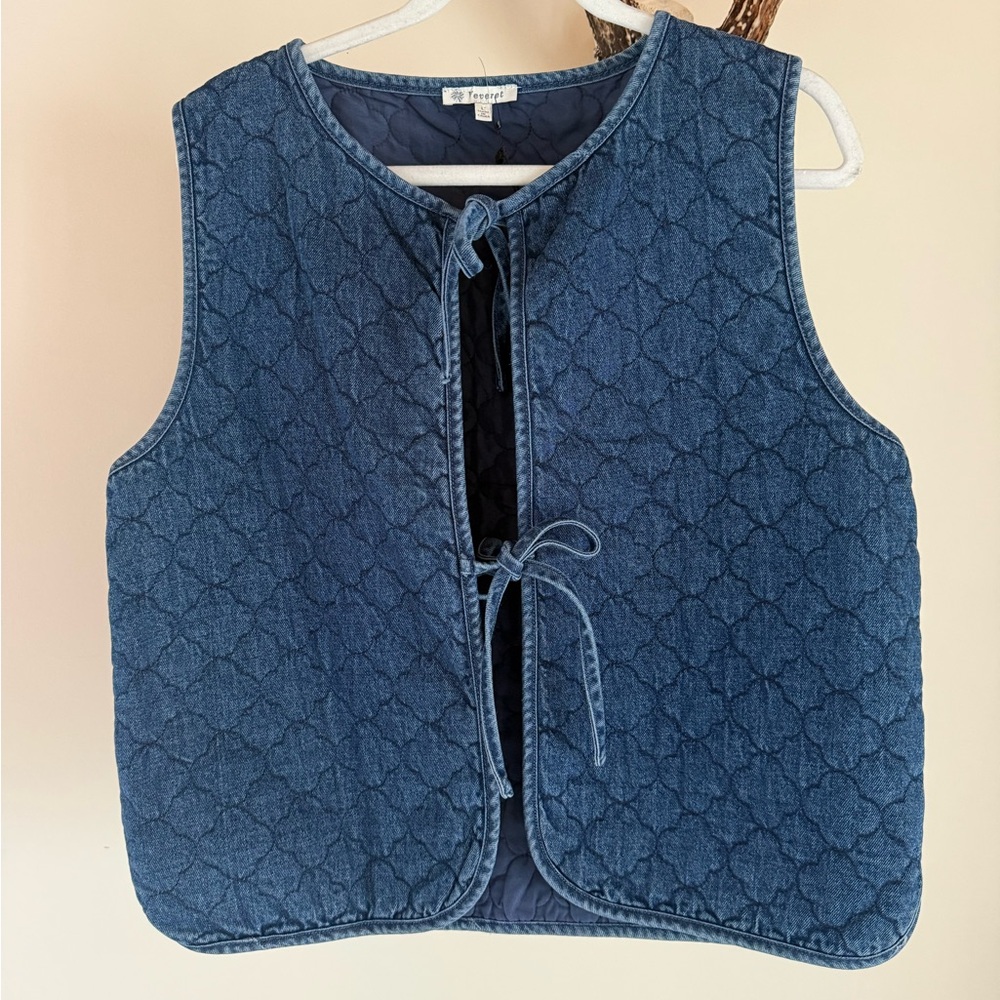 Quilted Denim Tie-Front Vest - Blue